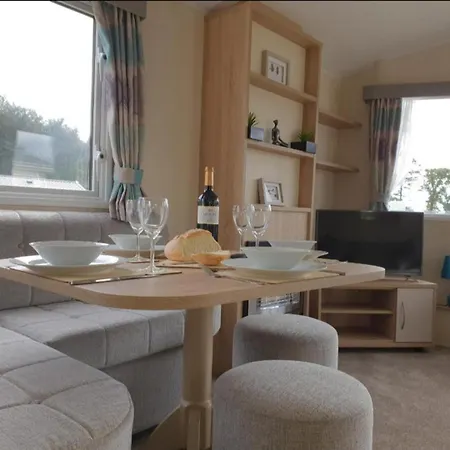 Port Caravan Near Bowness On Solway * カーライル